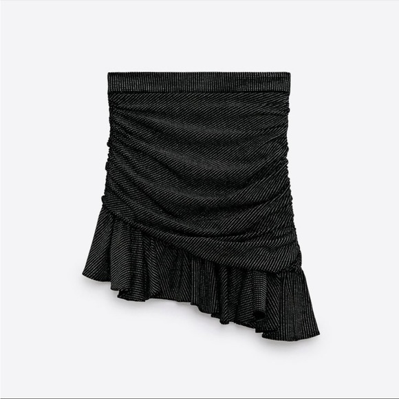 NWT Zara black & silver sparkly ruched
mini skirt - Picture 2 of 5
